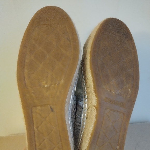 Chanel mesh silver slip on shoes size 36 - Picture 8 of 10